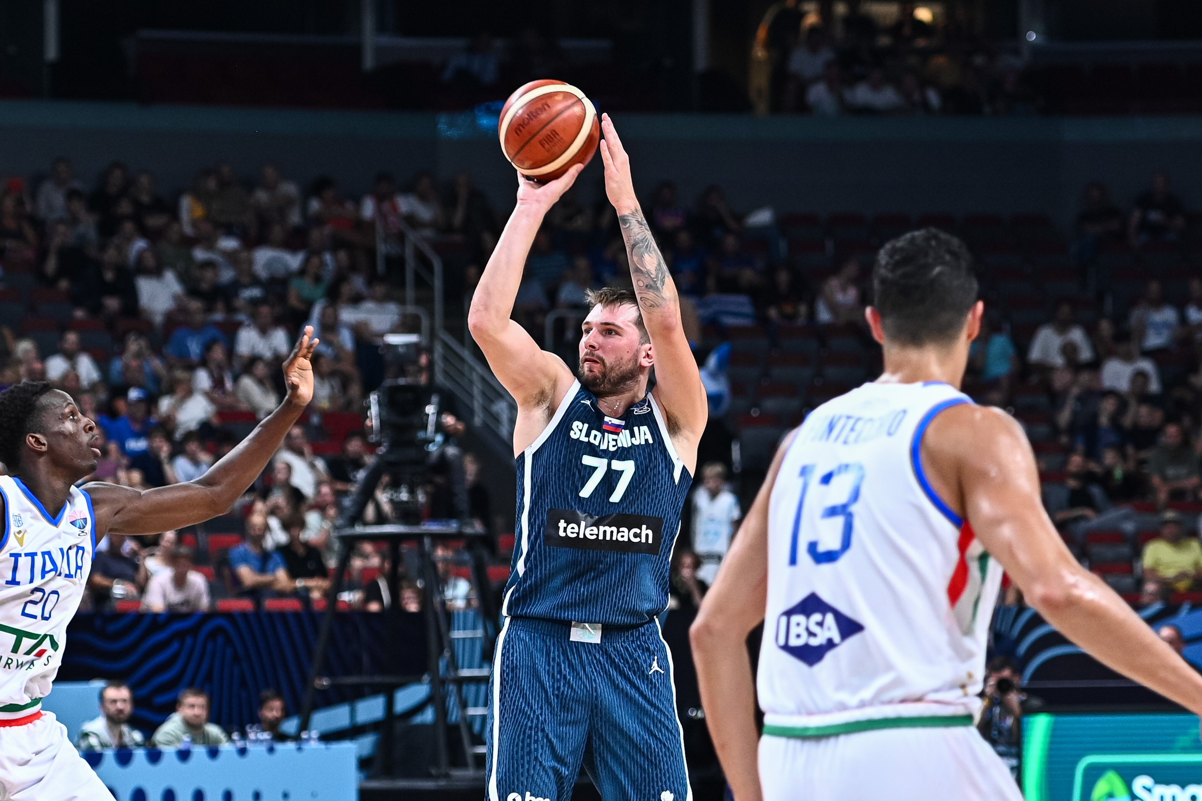 九游体育-欧锦赛打几分？东契奇减重后变化大 速率和续航提升拔高湖人前景