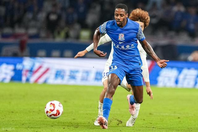 申花28岁新王牌外援来了！合同细节曝光，将挤走阿苏埃or米内罗？|上海申花|鲁迪·盖伊|锋线|拉唐|上海申花足球俱乐部_新浪体育_新浪新闻